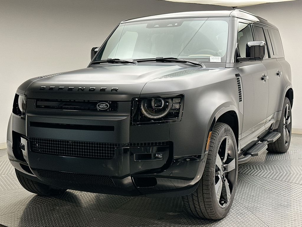 2026 Land Rover Defender 130 X-Dynamic SE P400's photo