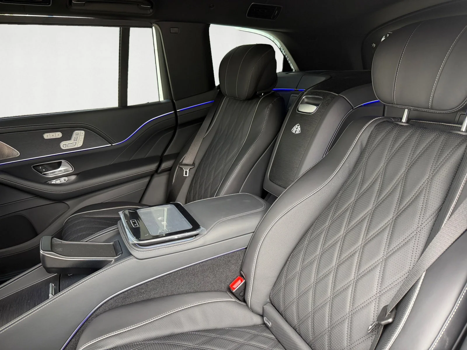 New 2026 Obsidian Mercedes-Benz Maybach GLS 600 image 13