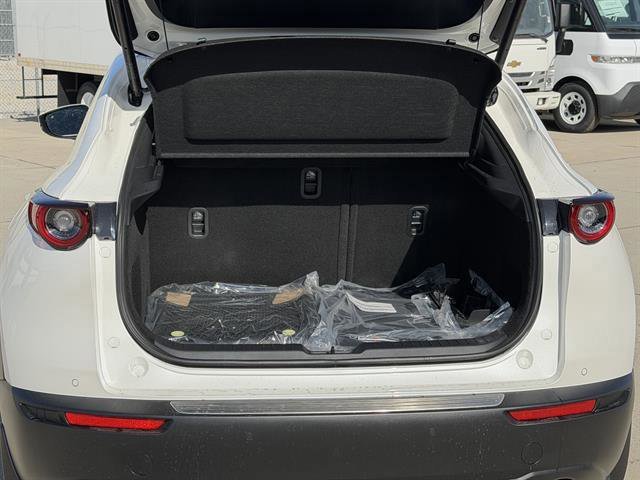 2026 Mazda CX-30 Premium - Photo 5