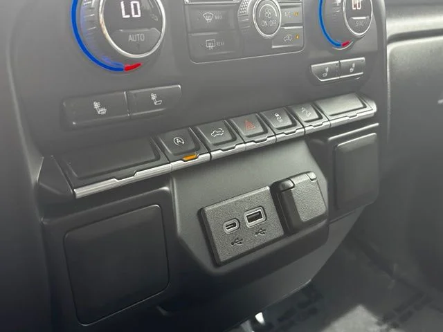 Used 2021 Gray Chevrolet LT image 17