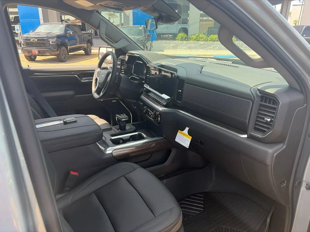 2026 Chevrolet Silverado 1500 RST - Photo 10