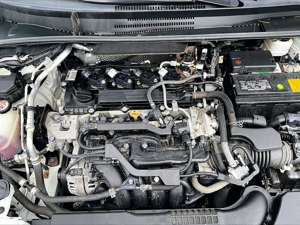 Used 2020 White Toyota SE image 35