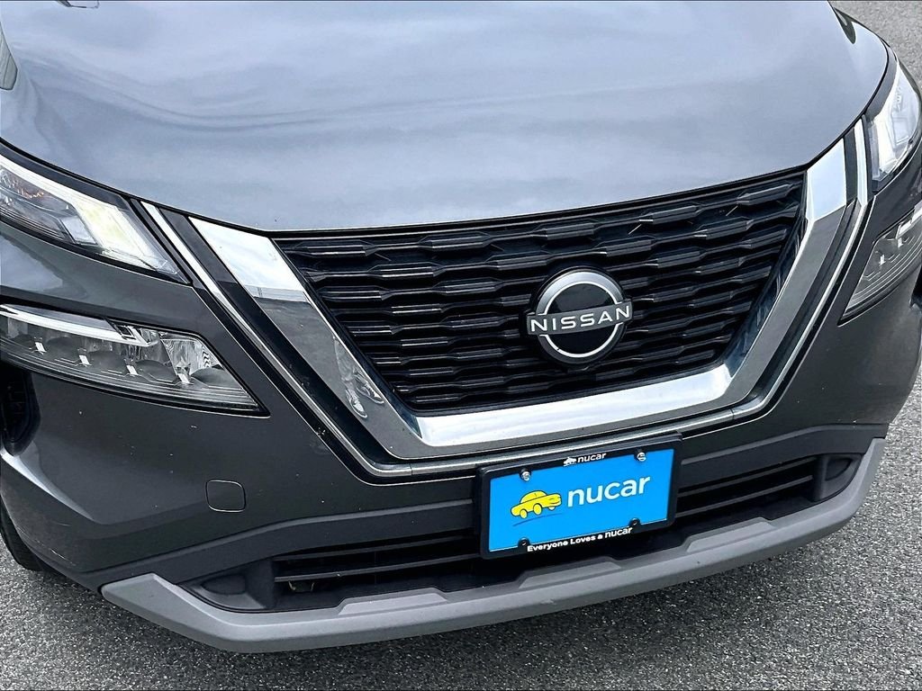 Used 2023 Gun Metallic Nissan SV image 29