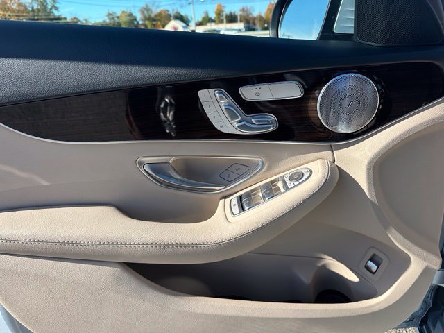 Used 2018 Silver Mercedes-Benz C 300 image 12