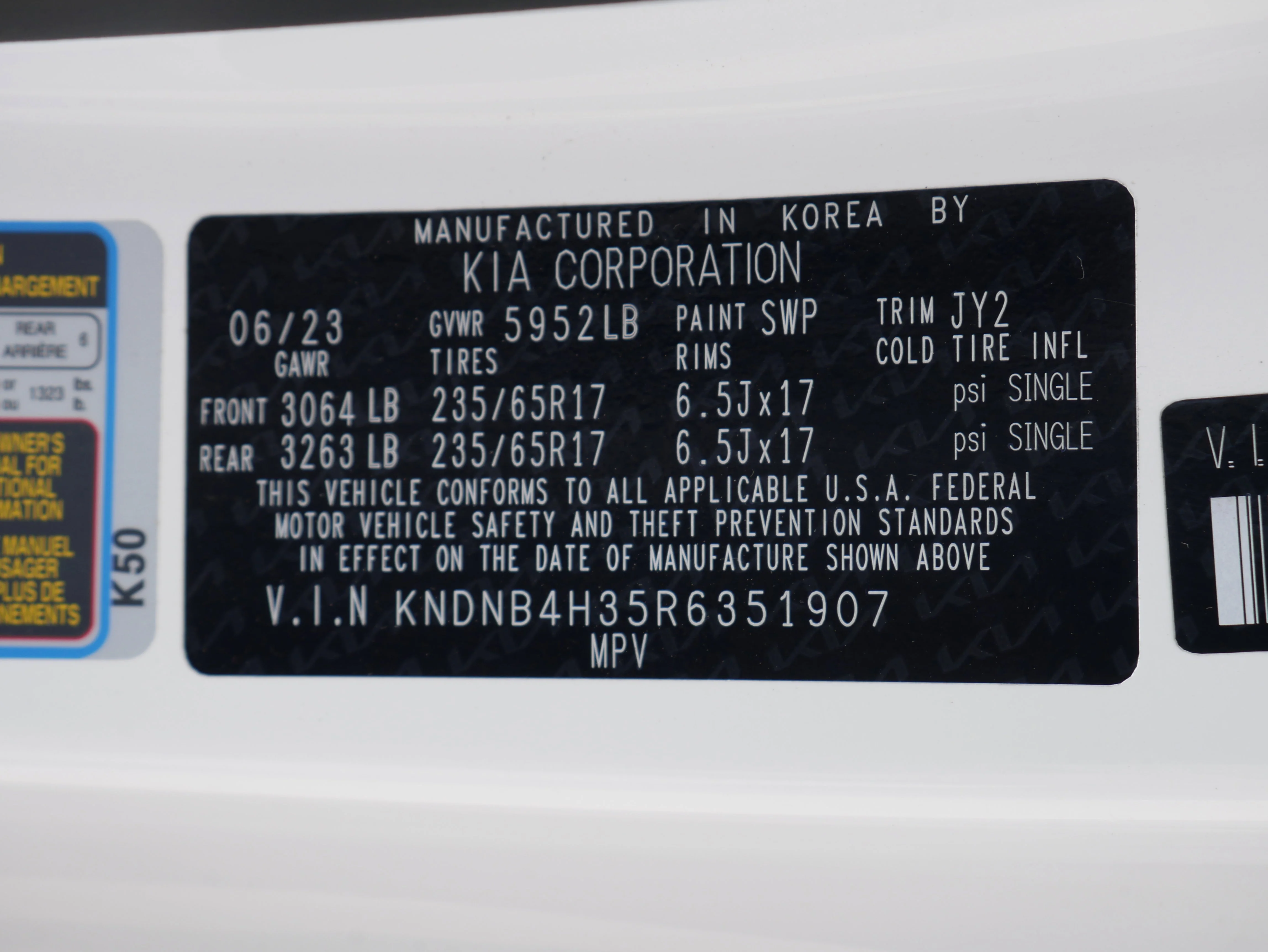 Used 2024 White Kia LX Seat Package image 34