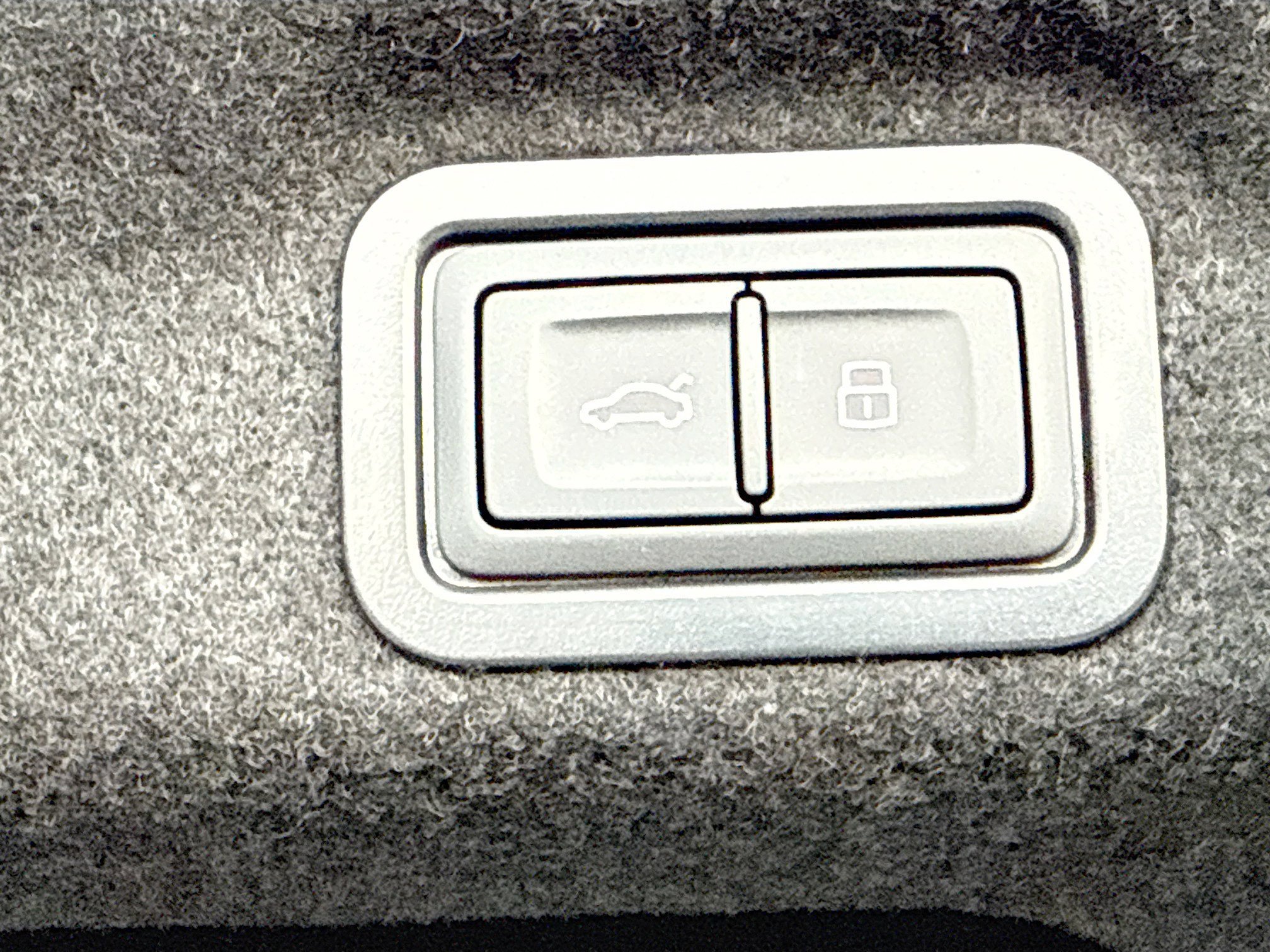 New 2026 GLACIER WHT MET Audi Premium Plus image 11