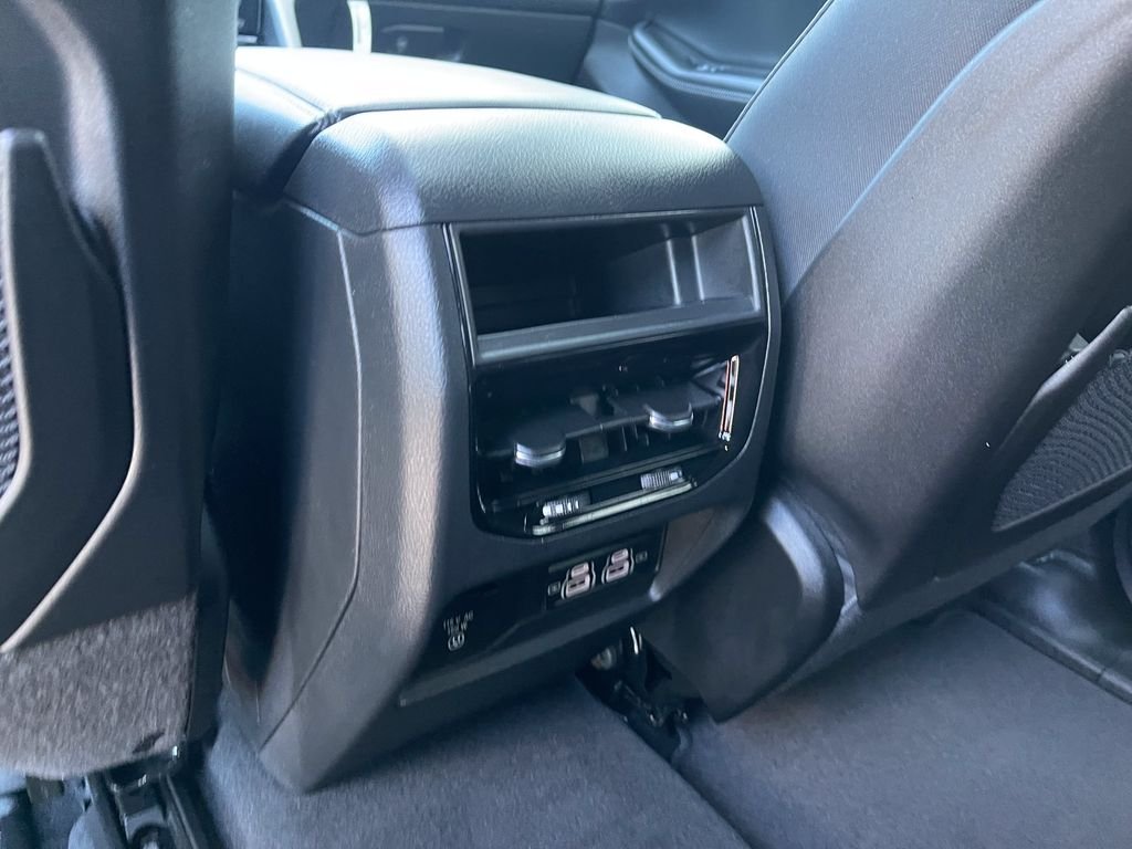 New 2026 Baltic Gray Metallic Clear-Coat Exterior Paint Jeep Laredo X image 20