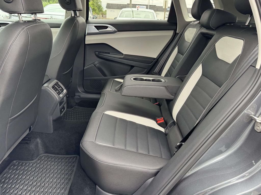Certified Used 2025 Gray Volkswagen 1.5T SEL image 15