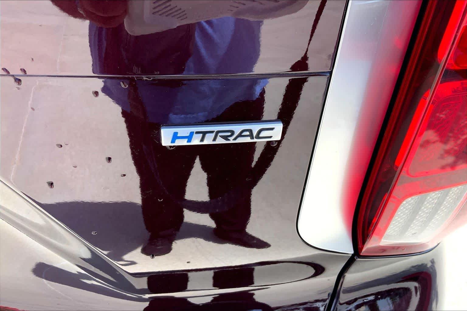Certified Used 2023 Sierra Burgundy Hyundai Limited image 10