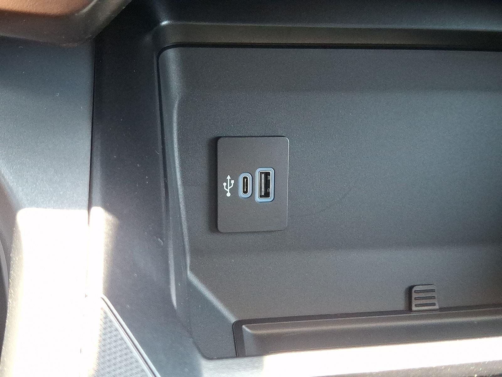 New 2026 Carbonized Gray Metallic Ford F-250® XLT image 16