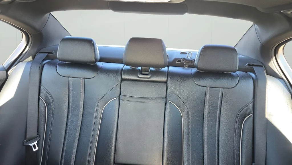 Used 2018 Black BMW 540i xDrive image 14