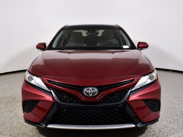 Used 2018 Red Toyota XSE V6 image 8