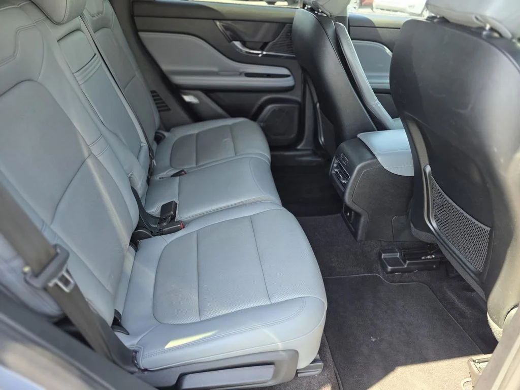 Used 2022 Elite Blue Metallic Clearcoat Lincoln Standard image 21