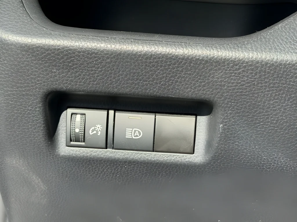 2024 Toyota RAV4 LE - Photo 14