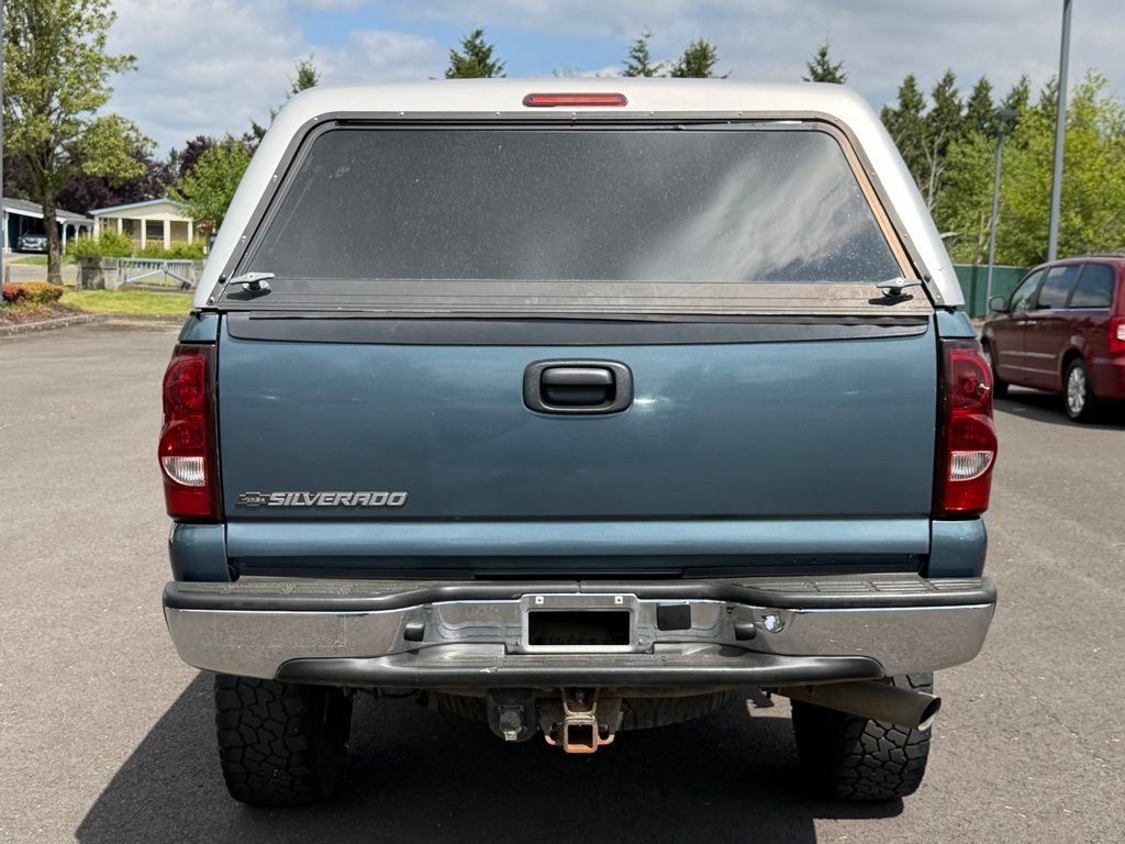 Used 2006 Blue Granite Metallic Chevrolet LT image 6