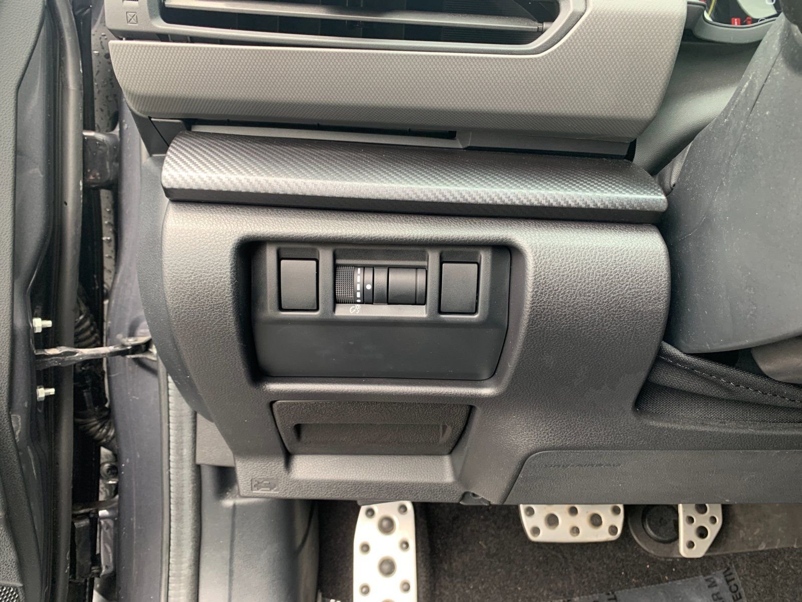 Used 2024 Gray Subaru Sport image 31