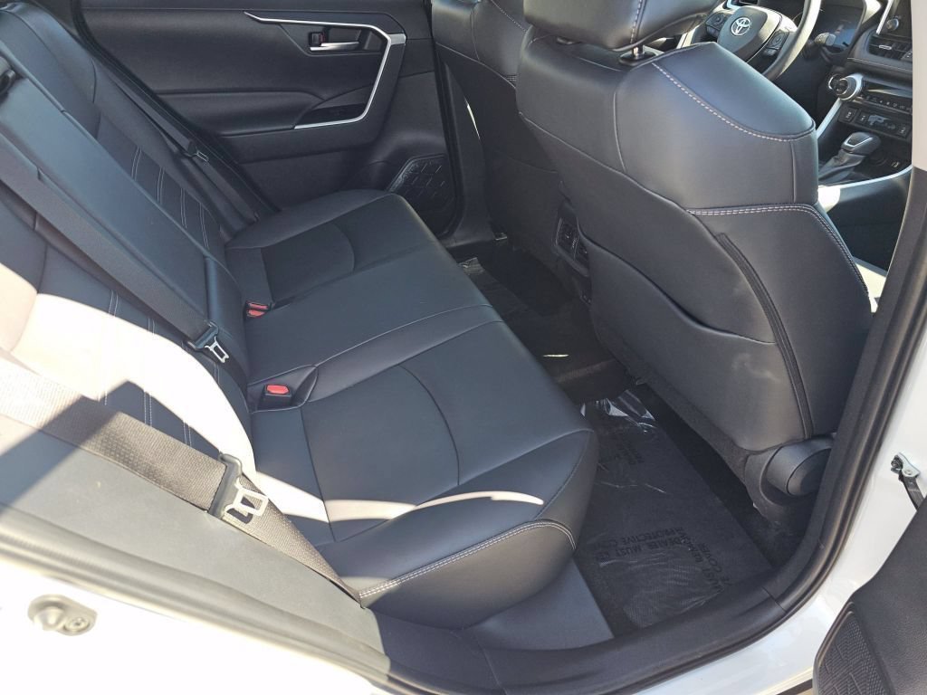 Certified Used 2025 Pearl Toyota XLE Premium image 6