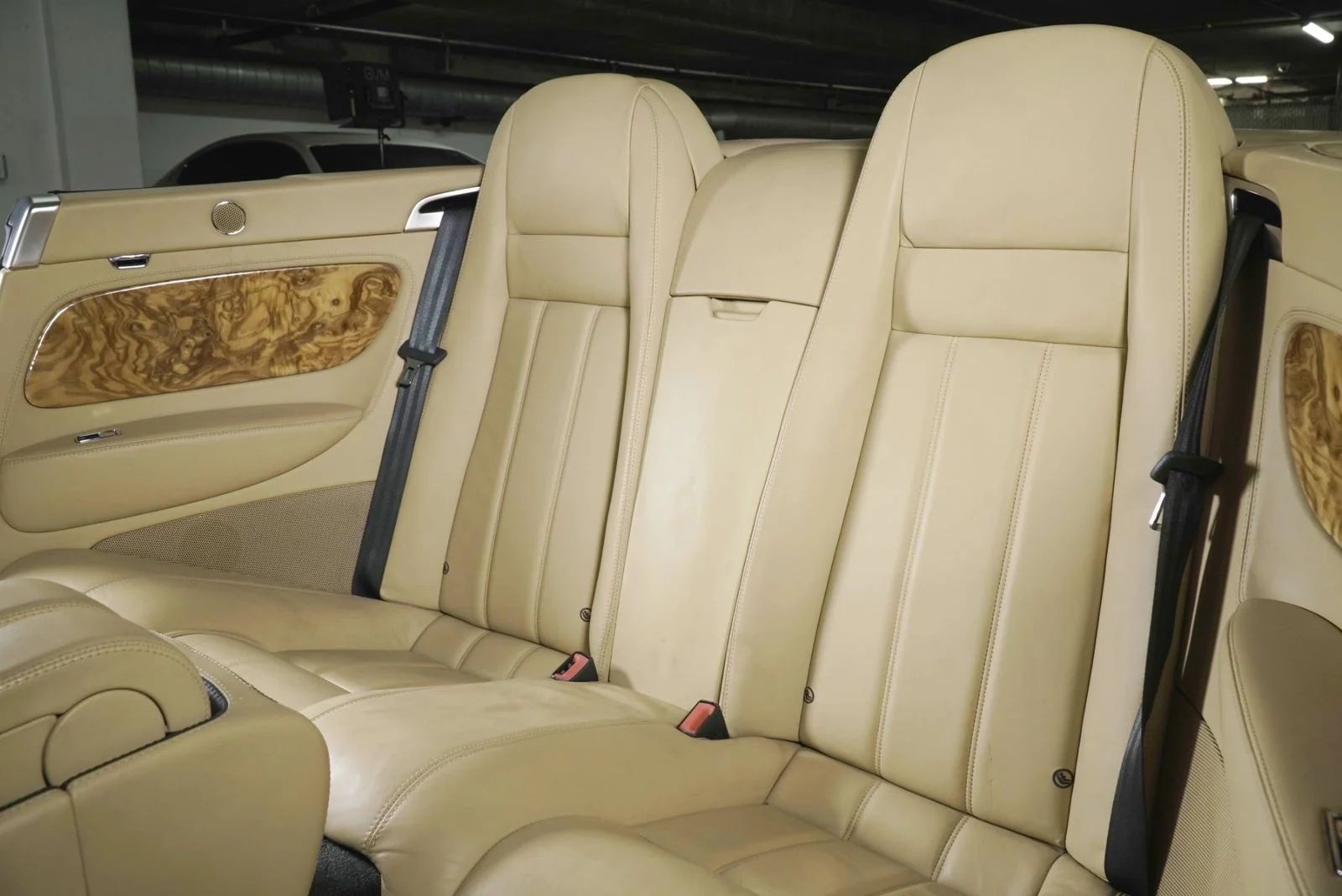 Used 2007 Green Bentley  image 22