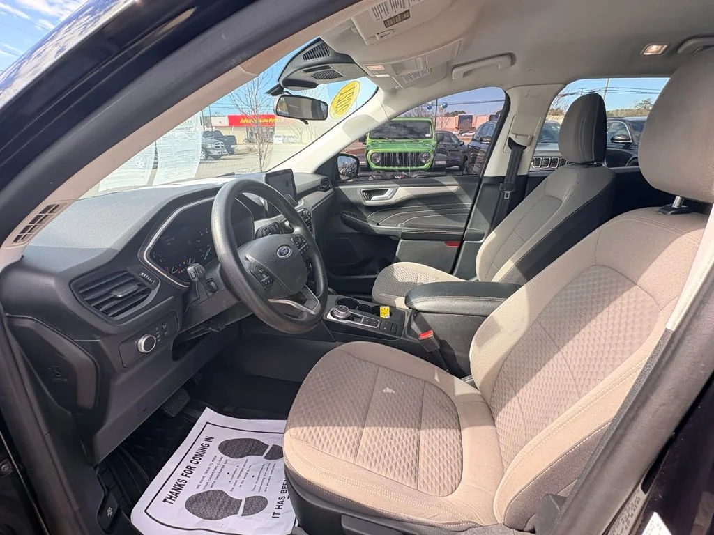 2021 Ford Escape SE - Photo 19