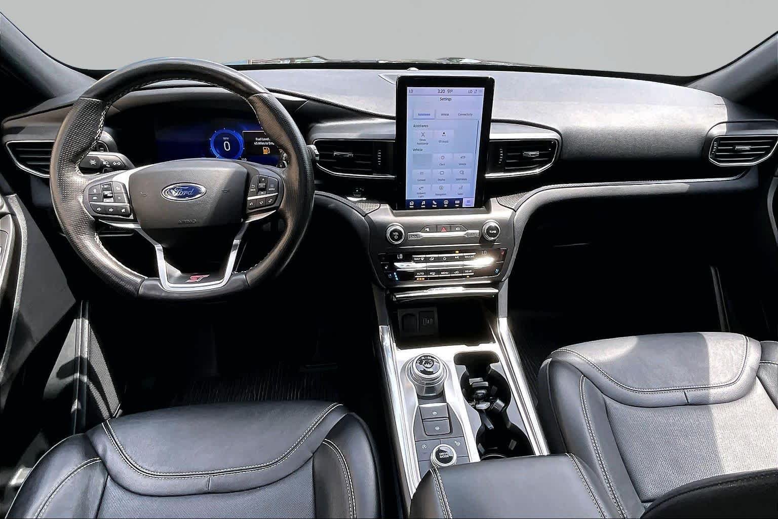 Used 2020 Agate Black Metallic Ford ST image 30