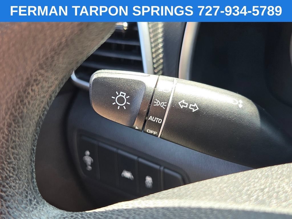 Used 2019 Blue Hyundai SE image 34