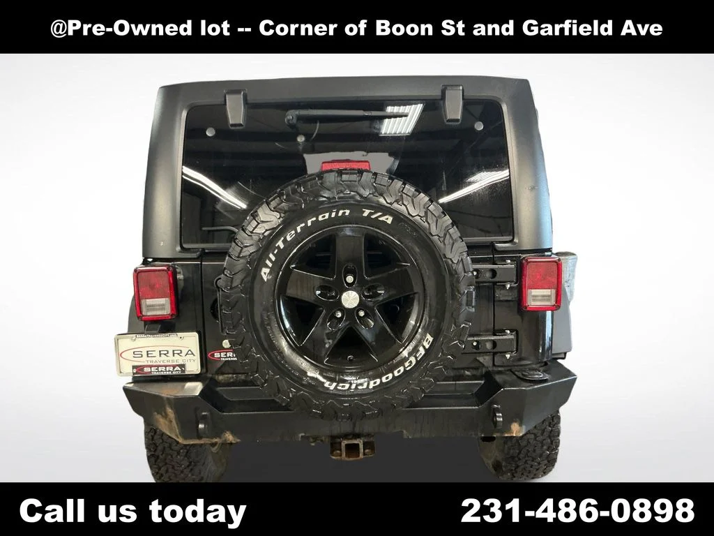 Used 2011 Black Jeep Unlimited Rubicon image 4