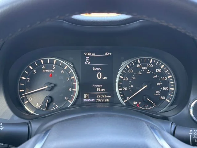 Used 2024 Black INFINITI SENSORY image 27