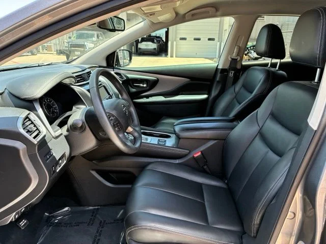 Used 2022 Gun Metallic Nissan SV image 7