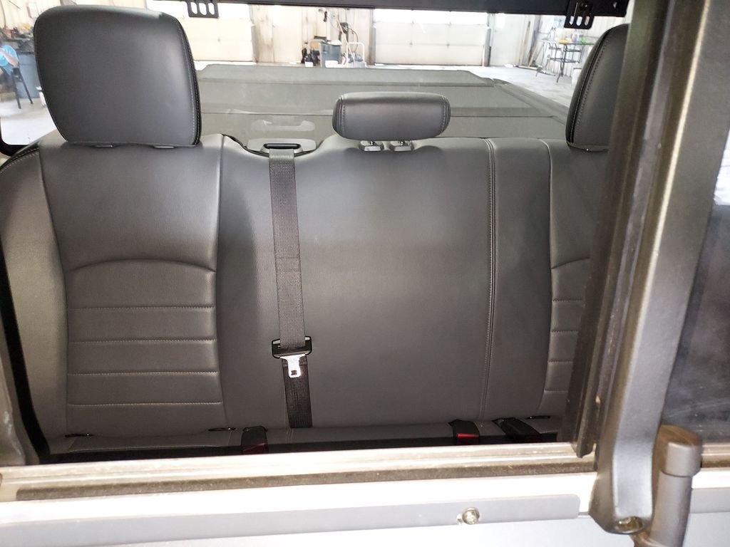 Used 2022 White Ram SSV image 13