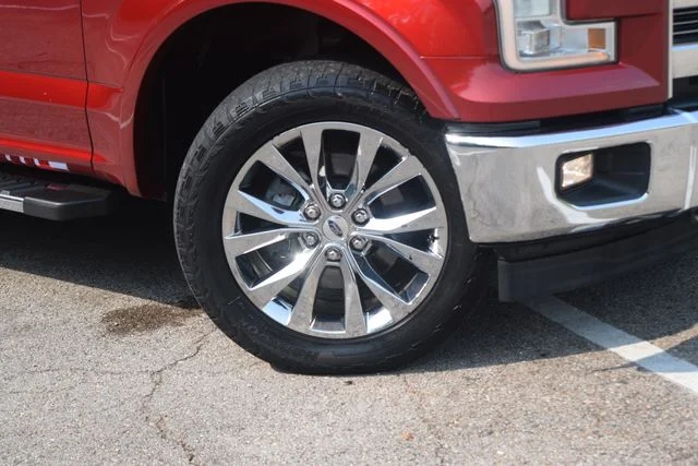 Used 2017 Red Ford Lariat image 31