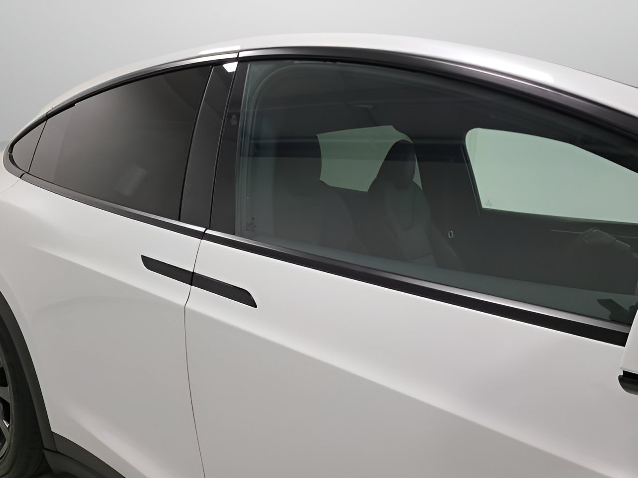 2023 Tesla Model X Long Range - Photo 8