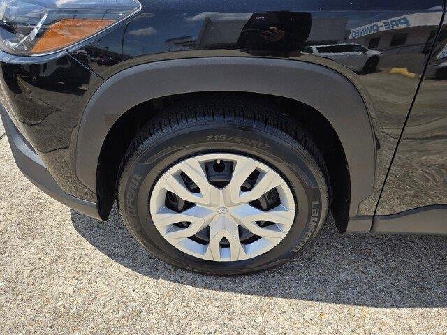 Used 2022 Jet Black Toyota L image 10