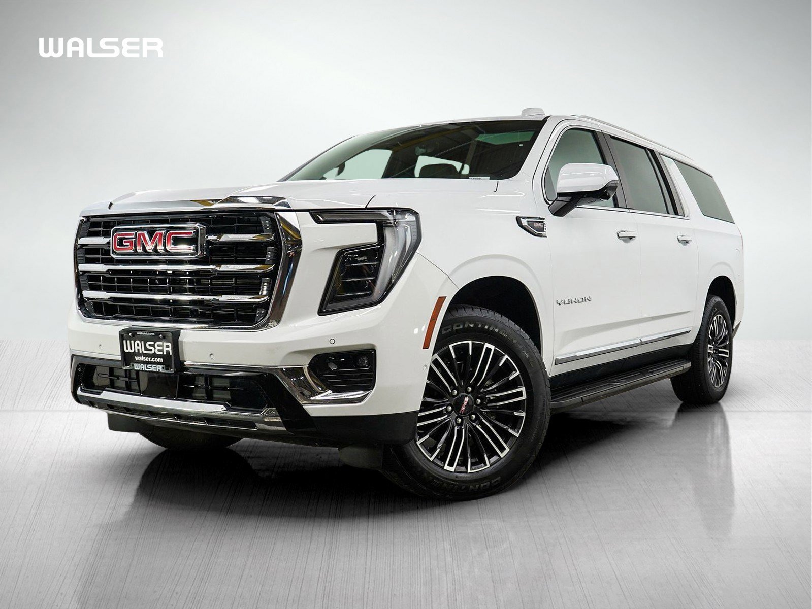 Used 2025 Summit White GMC Elevation image 1