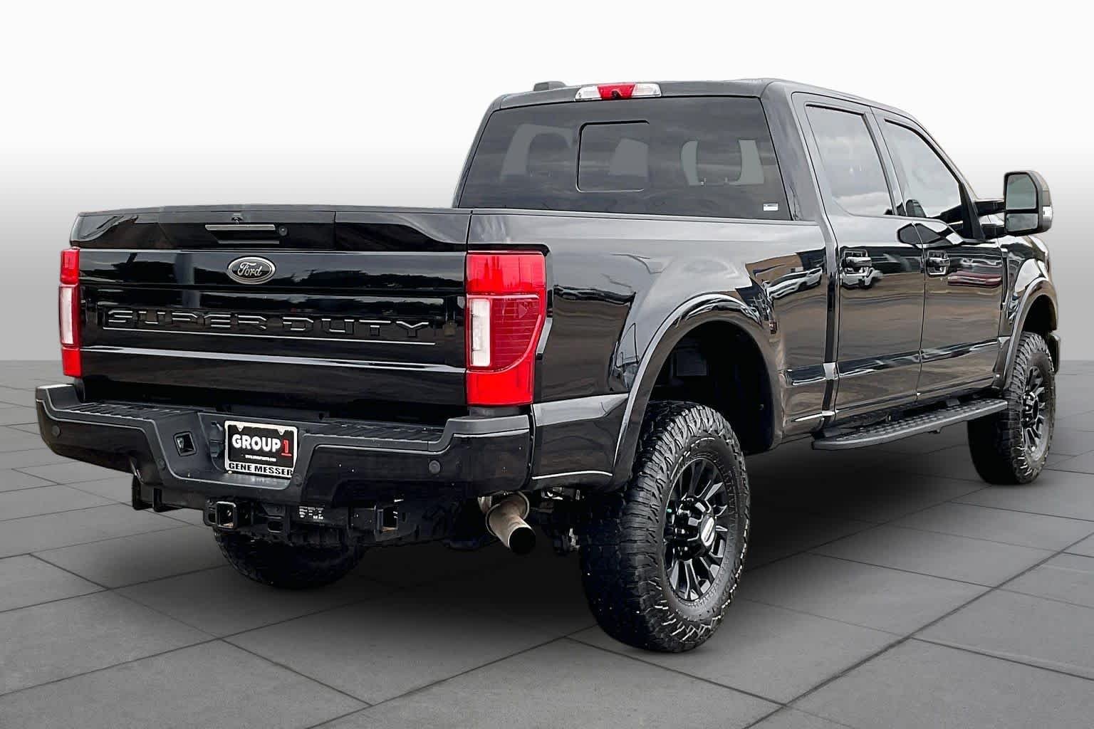 Used 2022 Agate Black Metallic Ford LARIAT image 12