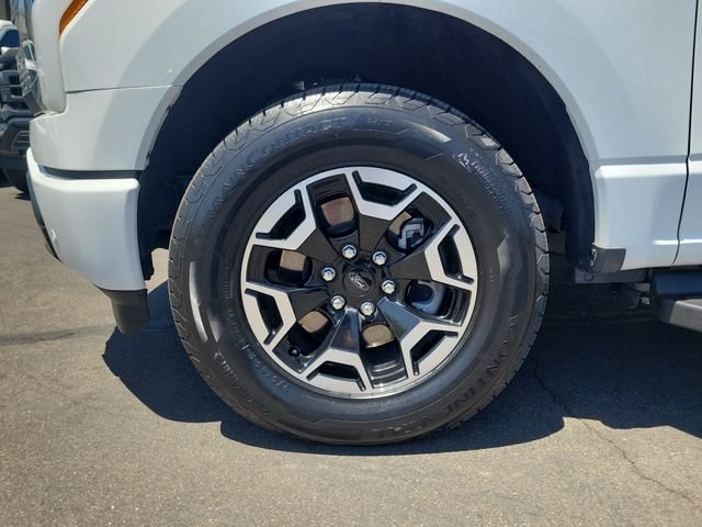 Certified Used 2023 Oxford White Ford XLT image 28