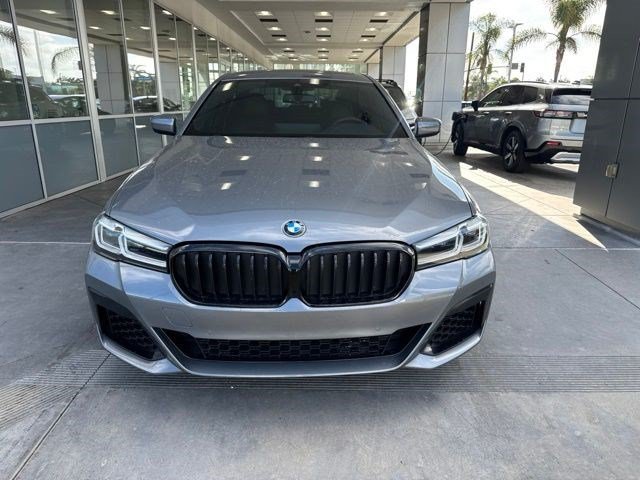 Used 2023 Skyscraper Gray Metallic BMW 540i image 2