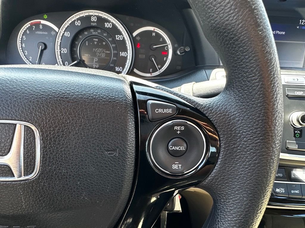 Used 2016  Honda LX image 30