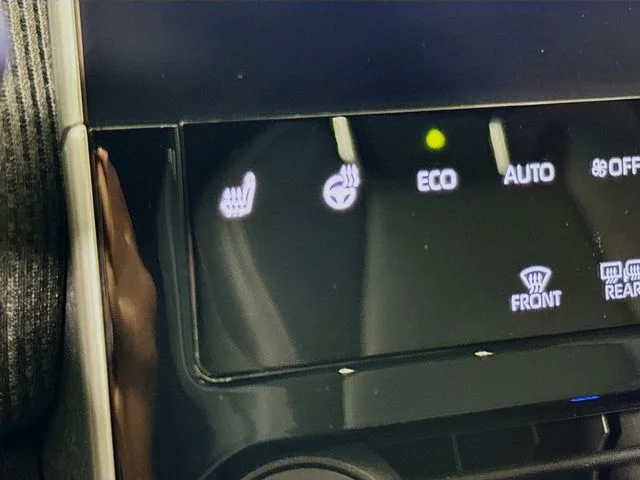 Certified Used 2024 Silver Toyota XLE image 21