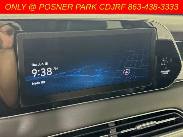 Used 2022 White Hyundai Calligraphy image 15