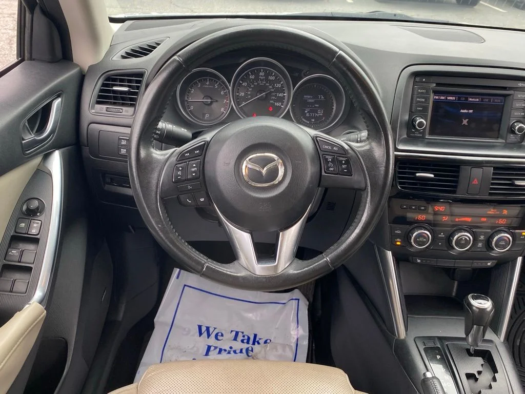 Used 2013 White Mazda Grand Touring image 10