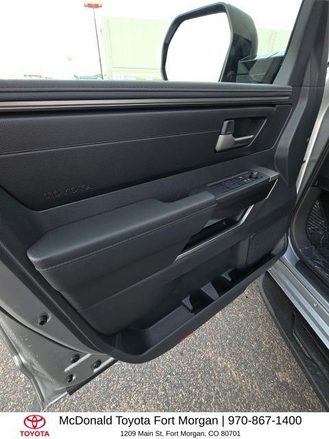 2026 Toyota Tundra SR5 - Photo 6