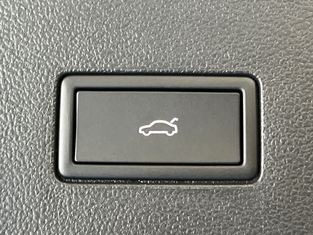 New 2026 White Volkswagen 2.0T SEL Premium R-Line image 6