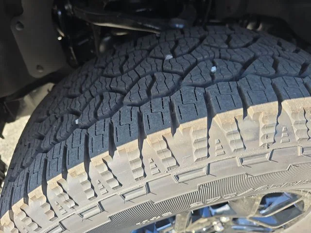 New 2026 Agate Black Metallic Ford XLT image 14