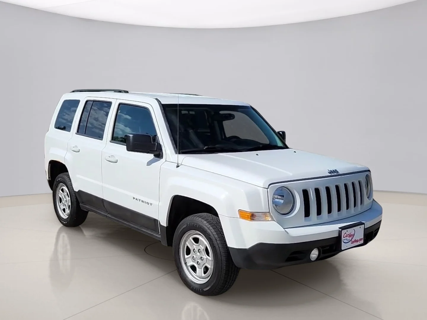 Used 2016 White Jeep SPORT 4WD image 7