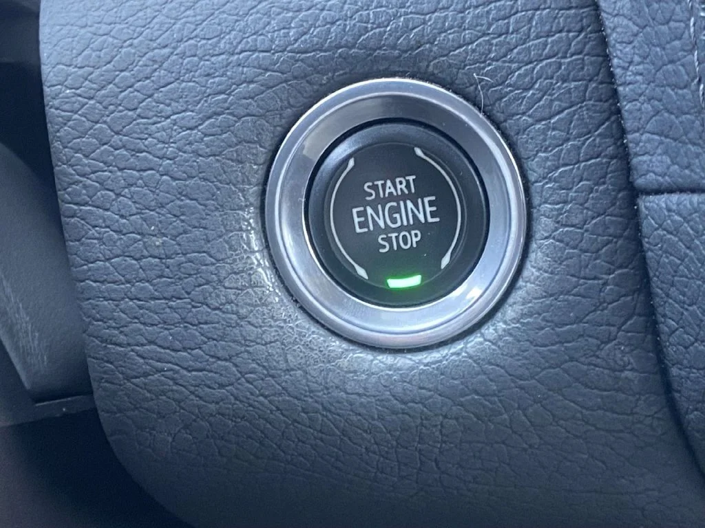 Used 2021 Gray GMC Denali image 31