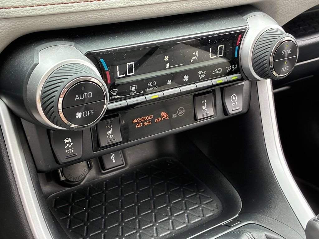Used 2021 Gray Toyota XLE Premium image 28