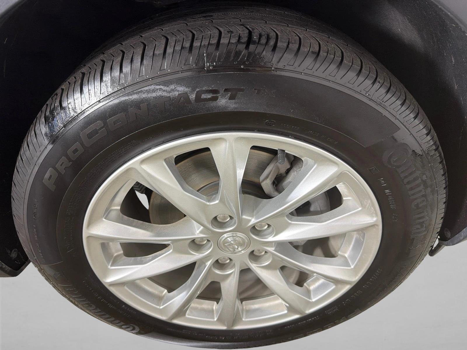 Used 2021 Summit White Buick Preferred image 12