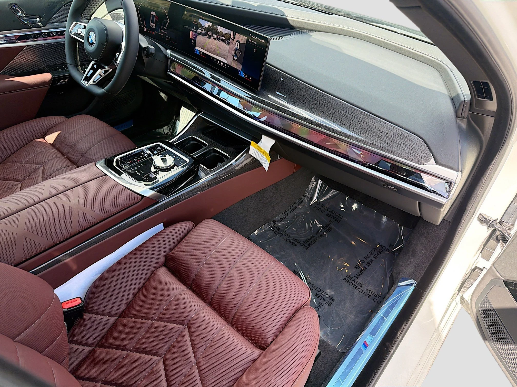 New 2026 Alpine White BMW 740i image 13
