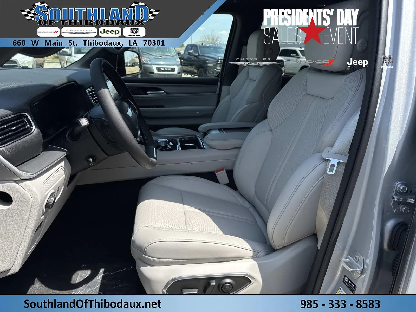New 2026 Silver-Zynith Exterior Paint Jeep  image 9