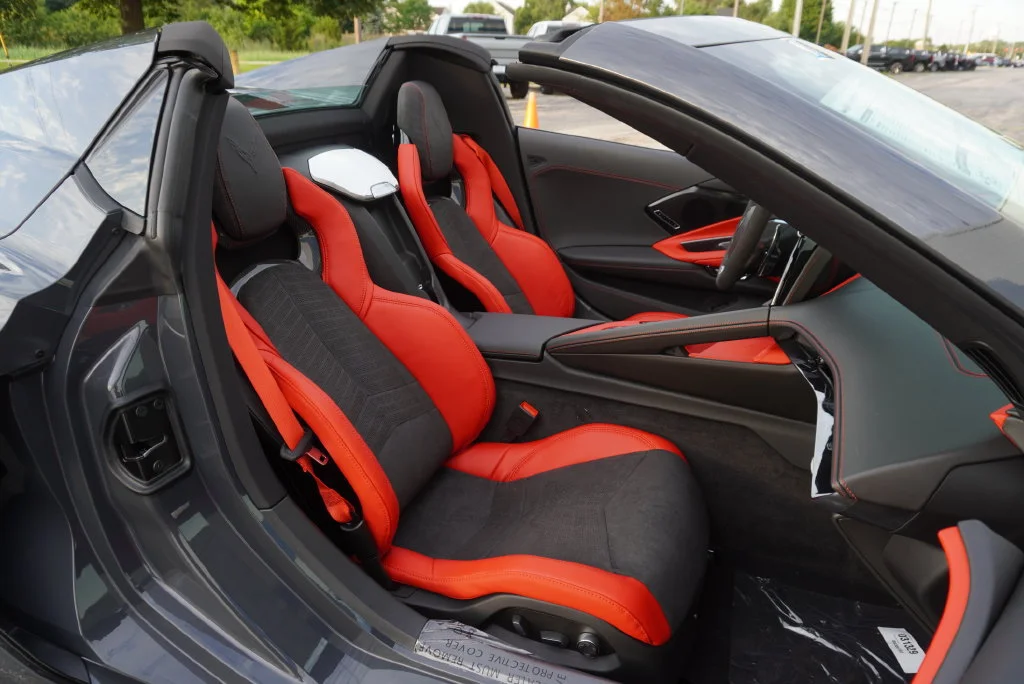 2027 Chevrolet Corvette 2LZ - Photo 40